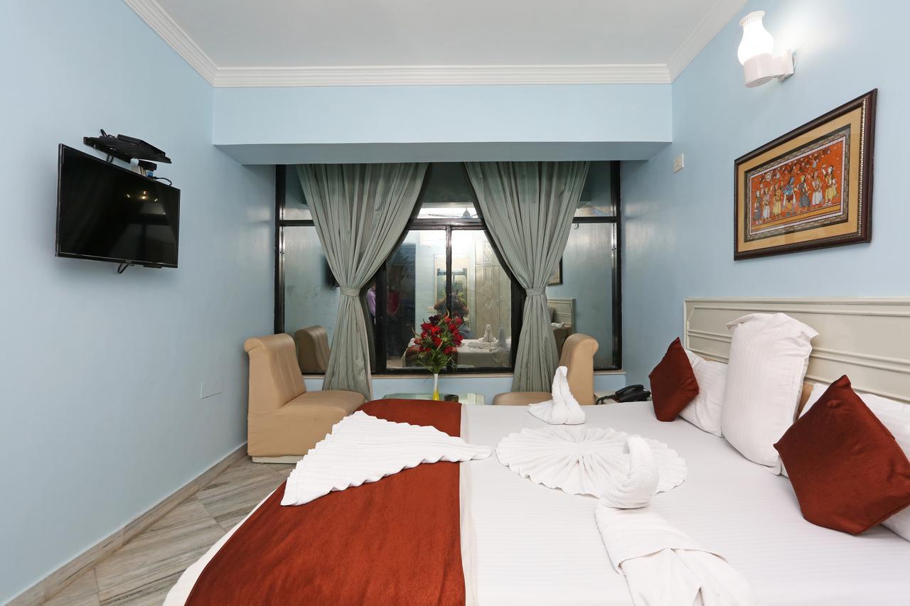 Hotel Niladri Puri Kültér fotó